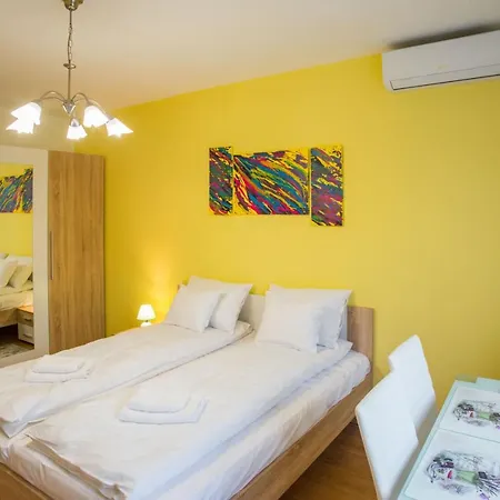 Otthon-laksz Apartment *