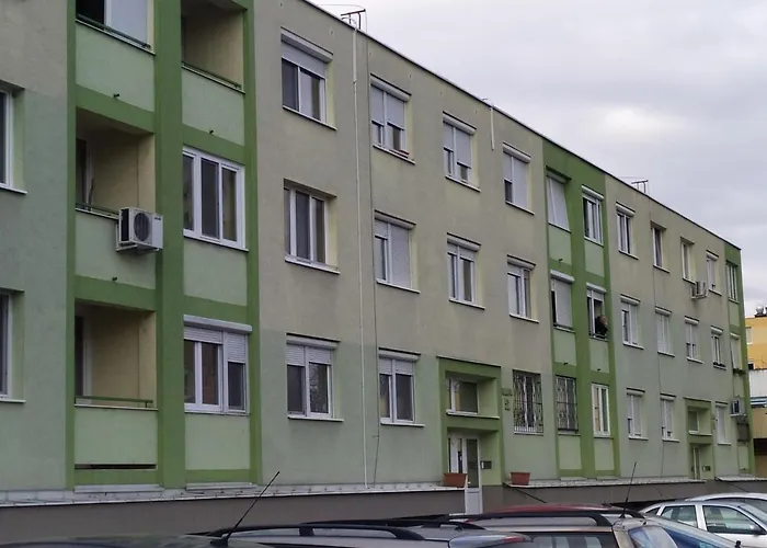 Otthon-laksz Apartment